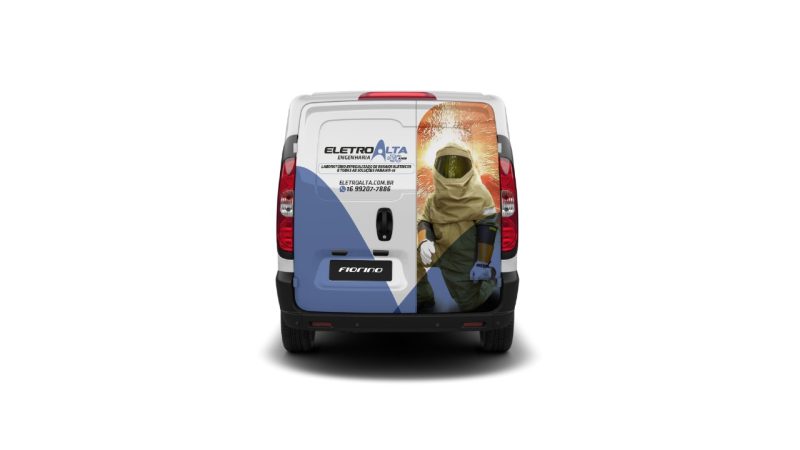 laboratorio movel de ensaios elétricos NR10 em EPI EPC e FErramental